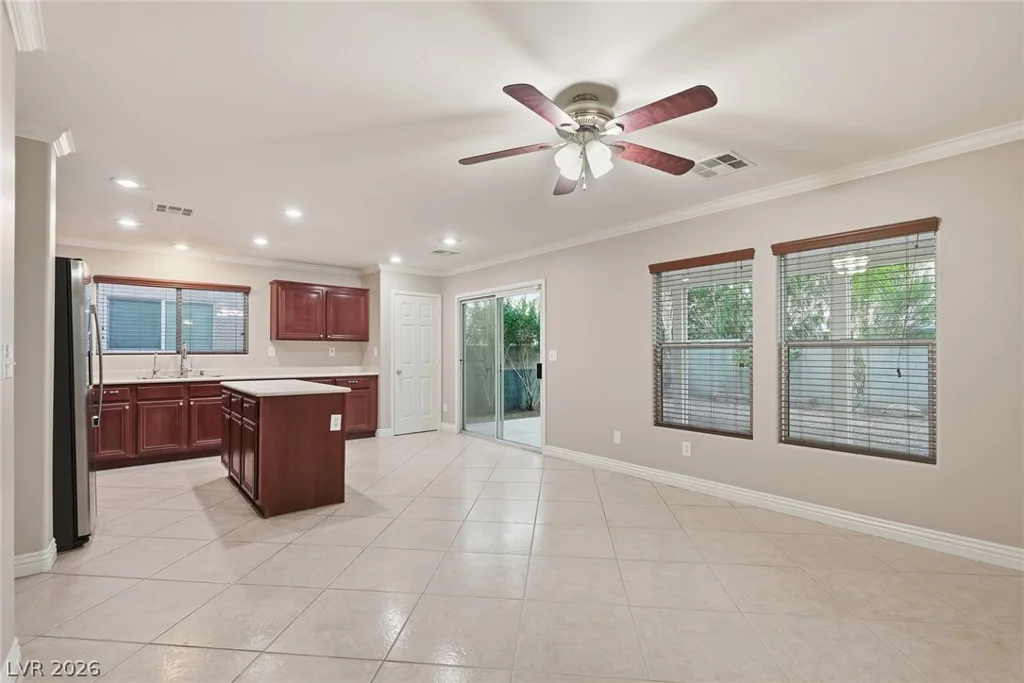 7616 Emerald Ridge, Las Vegas, NV 89129