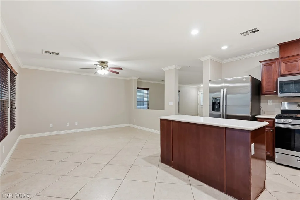 7616 Emerald Ridge, Las Vegas, NV 89129