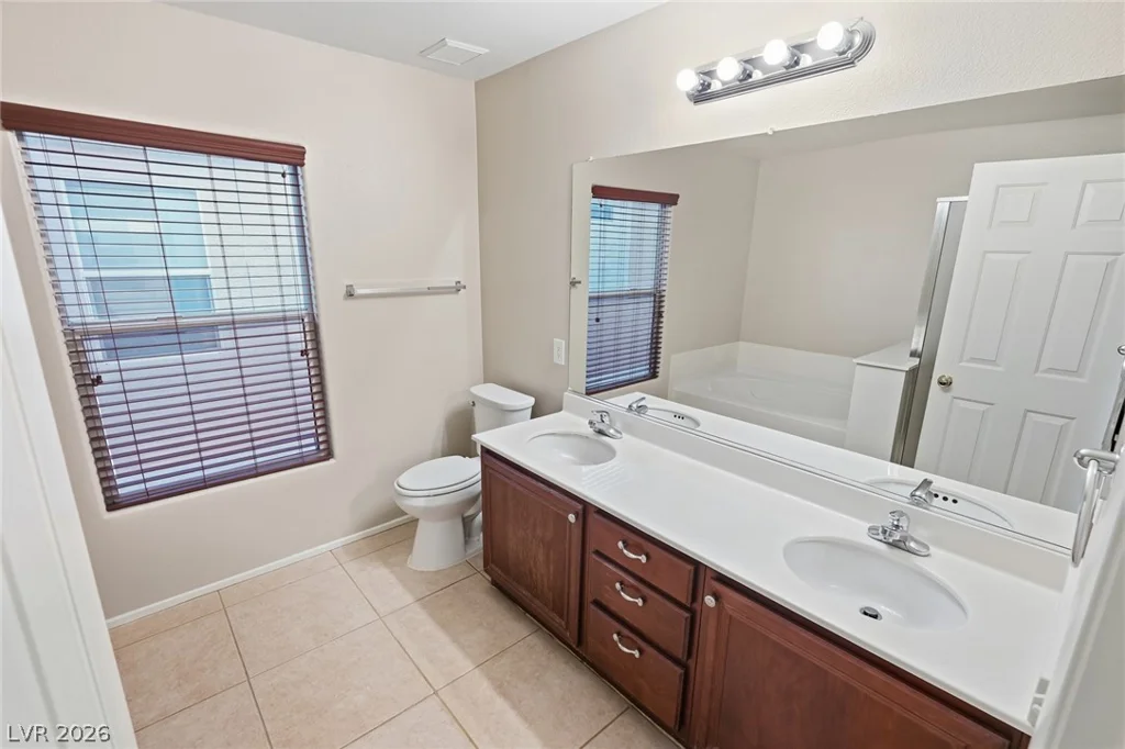 7616 Emerald Ridge, Las Vegas, NV 89129