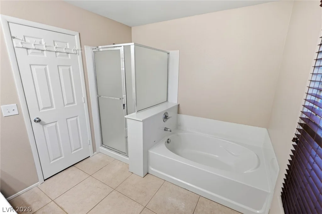 7616 Emerald Ridge, Las Vegas, NV 89129