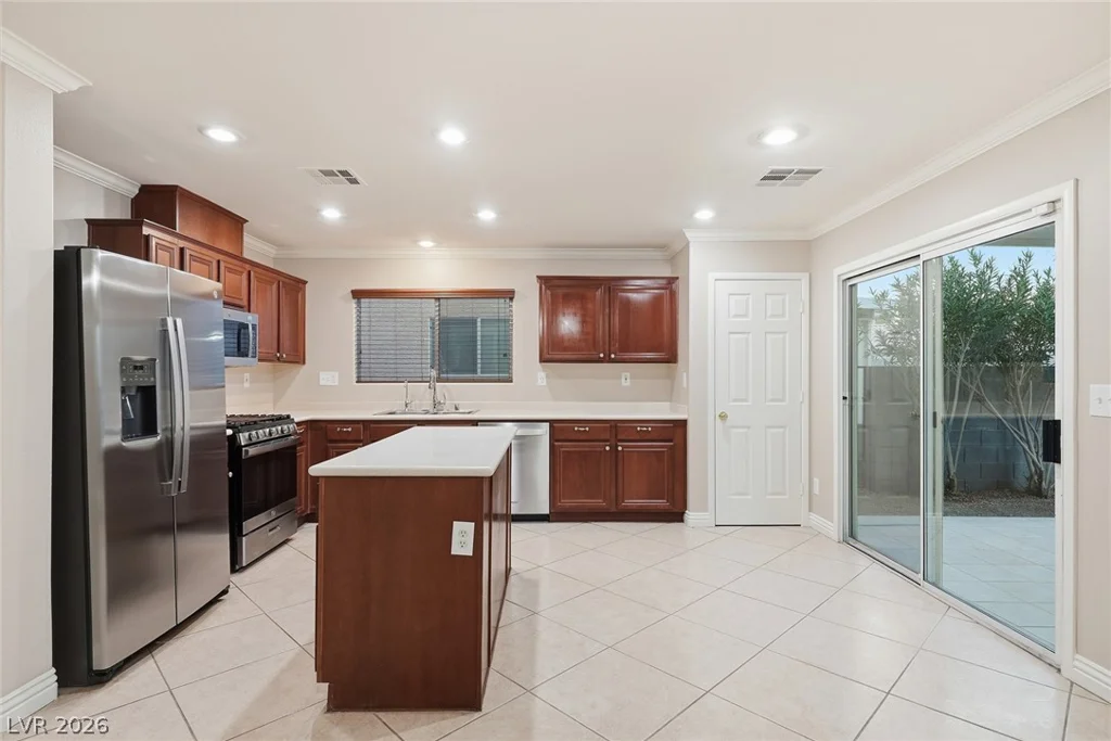7616 Emerald Ridge, Las Vegas, NV 89129