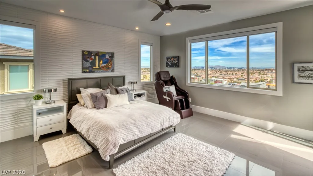 6480 Farness, Las Vegas, NV 89135