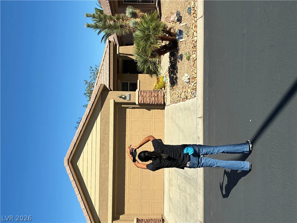 6096 Corbin, Las Vegas, NV 89122