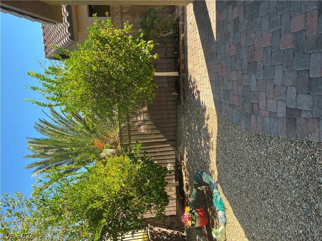 6096 Corbin, Las Vegas, NV 89122