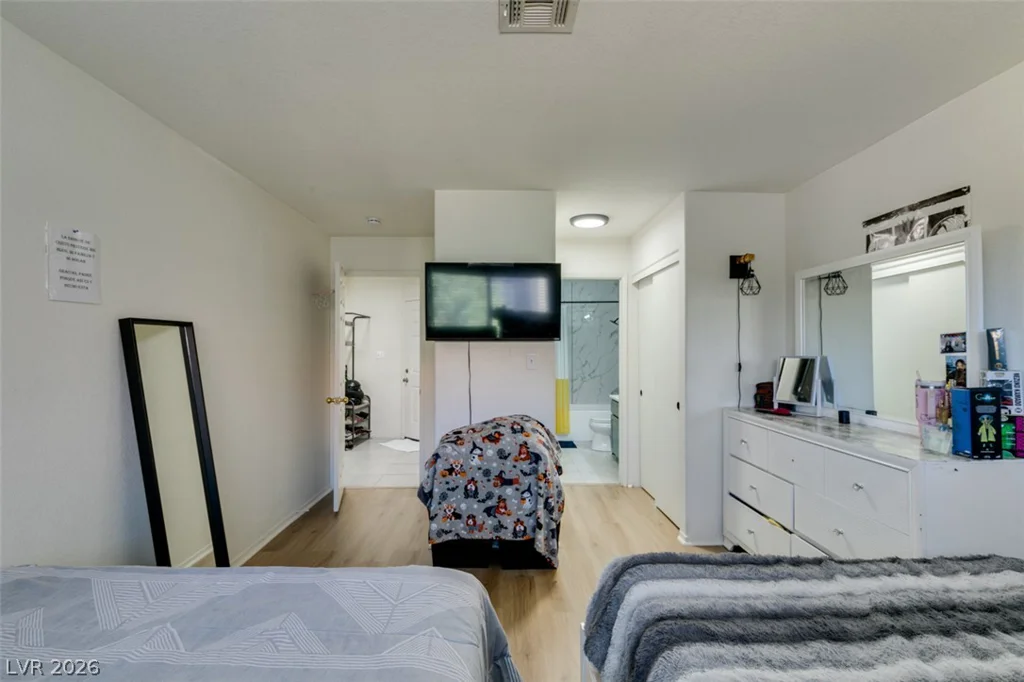 5016 Rainbow, Las Vegas, NV 89118