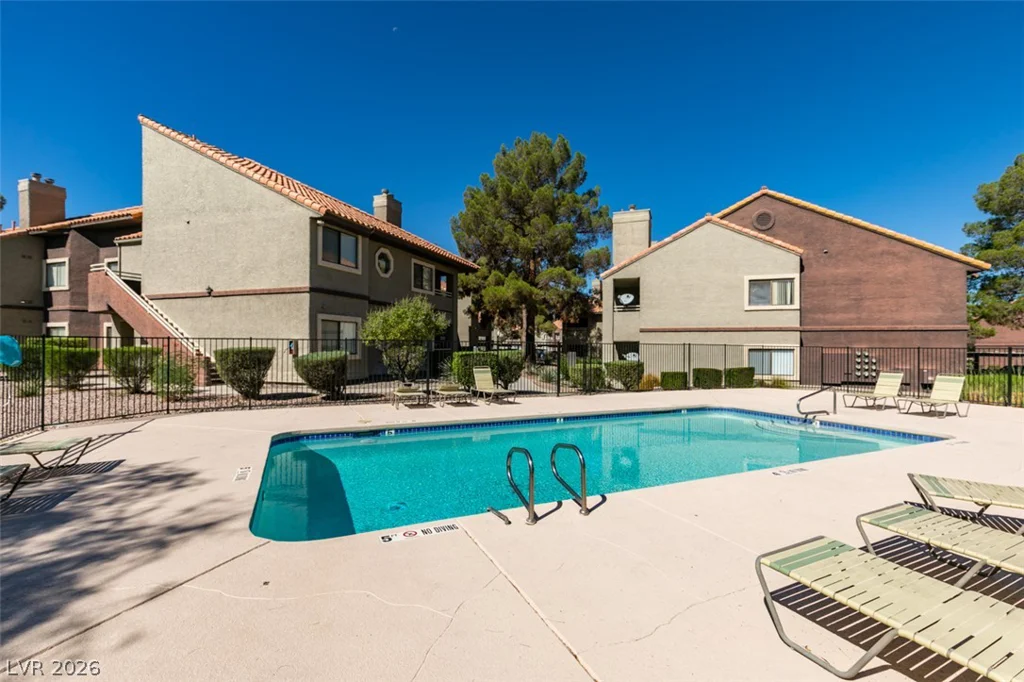 5016 Rainbow, Las Vegas, NV 89118
