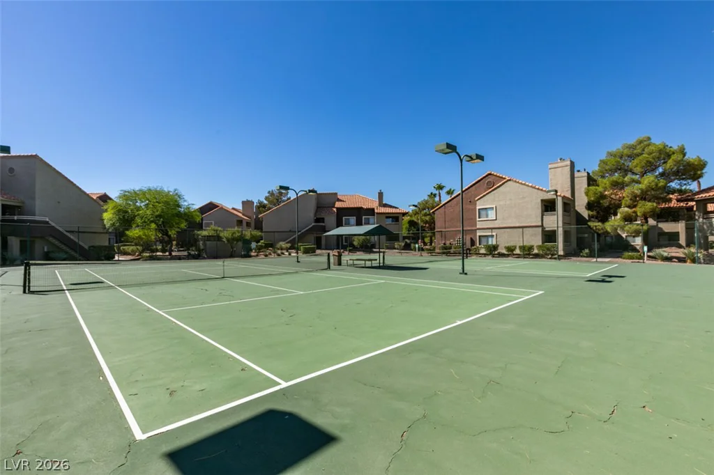 5016 Rainbow, Las Vegas, NV 89118