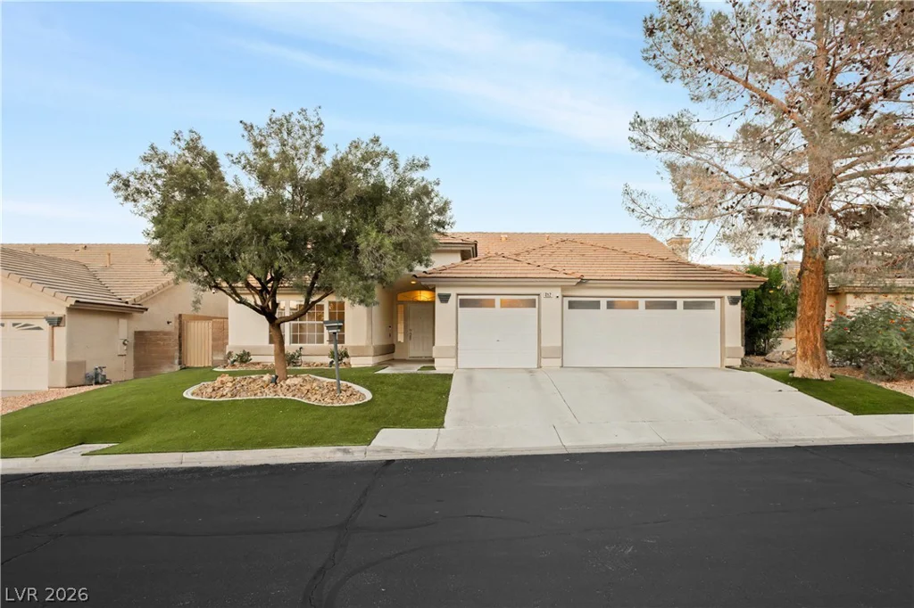 952 Wild West, Henderson, NV 89002