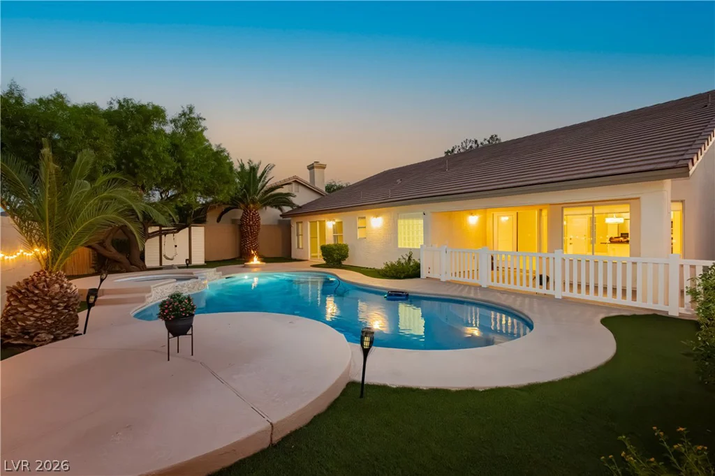 952 Wild West, Henderson, NV 89002