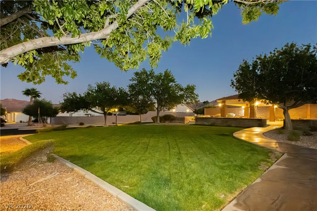 952 Wild West, Henderson, NV 89002