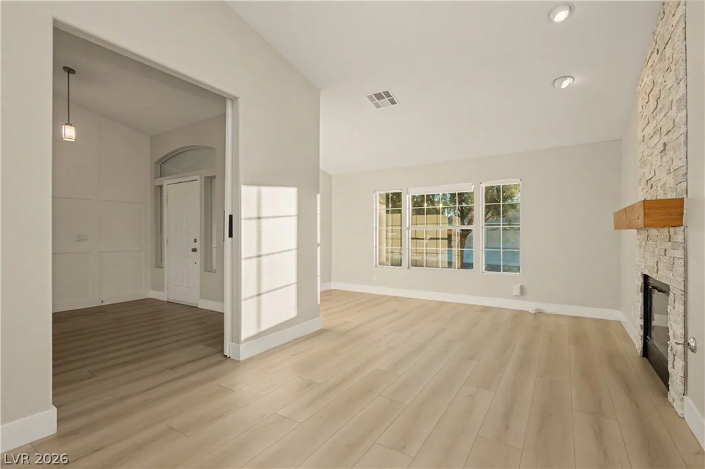 952 Wild West, Henderson, NV 89002