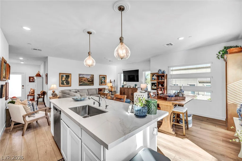 894 Heritage Bend, Las Vegas, NV 89138