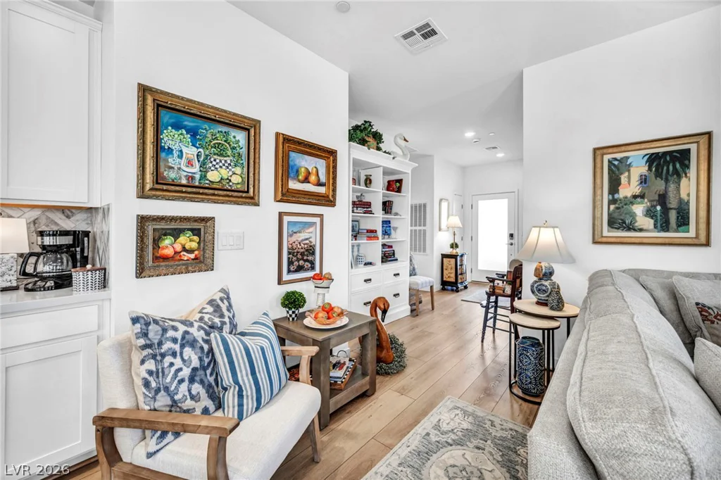 894 Heritage Bend, Las Vegas, NV 89138