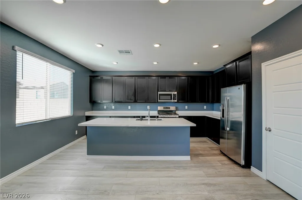 2885 Chalk Mountain, Las Vegas, NV 89142
