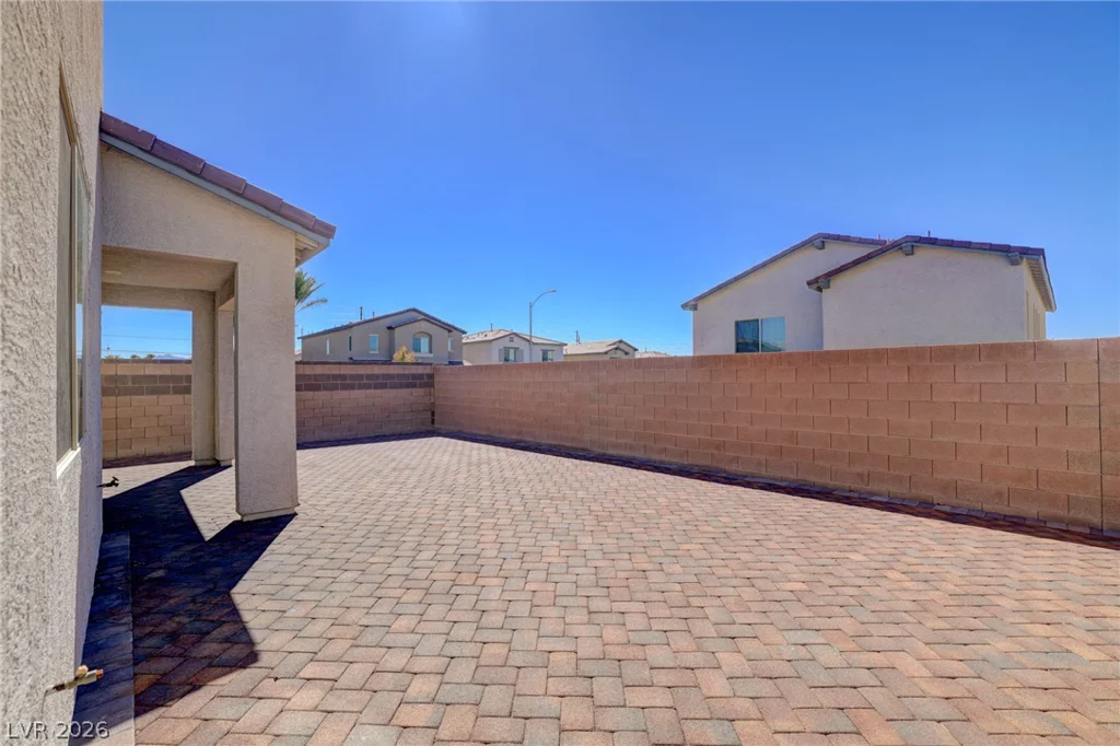 2885 Chalk Mountain, Las Vegas, NV 89142