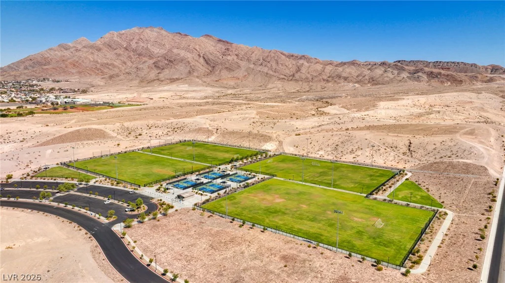 2885 Chalk Mountain, Las Vegas, NV 89142