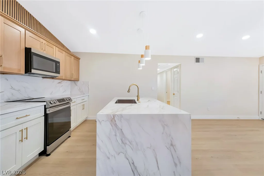 4708 Obannon, Las Vegas, NV 89102