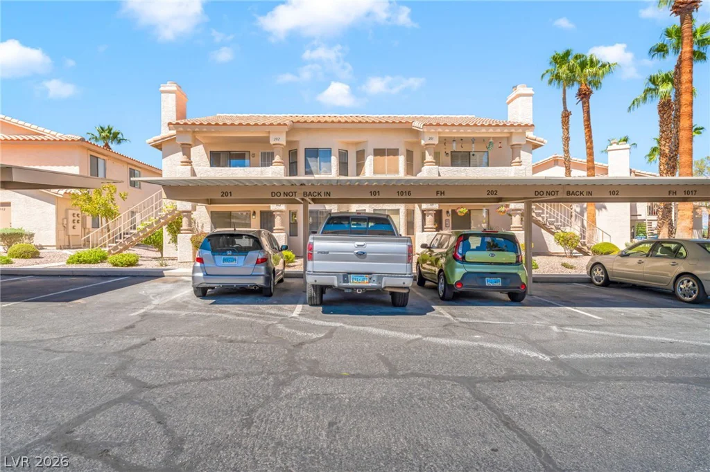 1017 Falconhead, Las Vegas, NV 89128