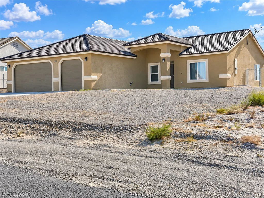 2151 Iroquois, Pahrump, NV 89048