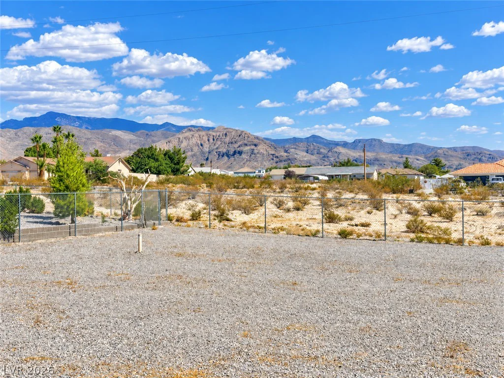 2151 Iroquois, Pahrump, NV 89048