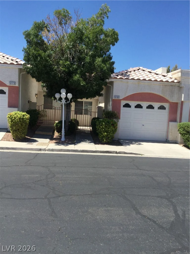 5169 Briar Meadow, Las Vegas, NV 89118