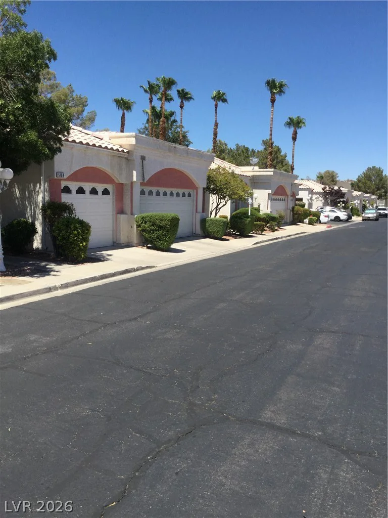 5169 Briar Meadow, Las Vegas, NV 89118