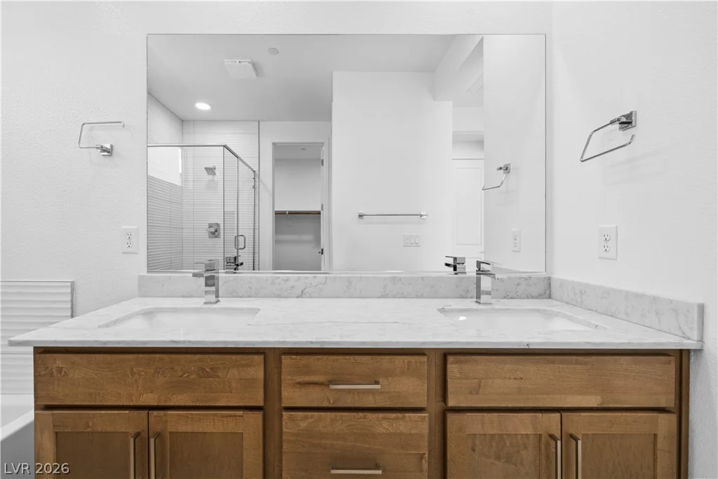 10449 Heavenly Mountain, Las Vegas, NV 89166