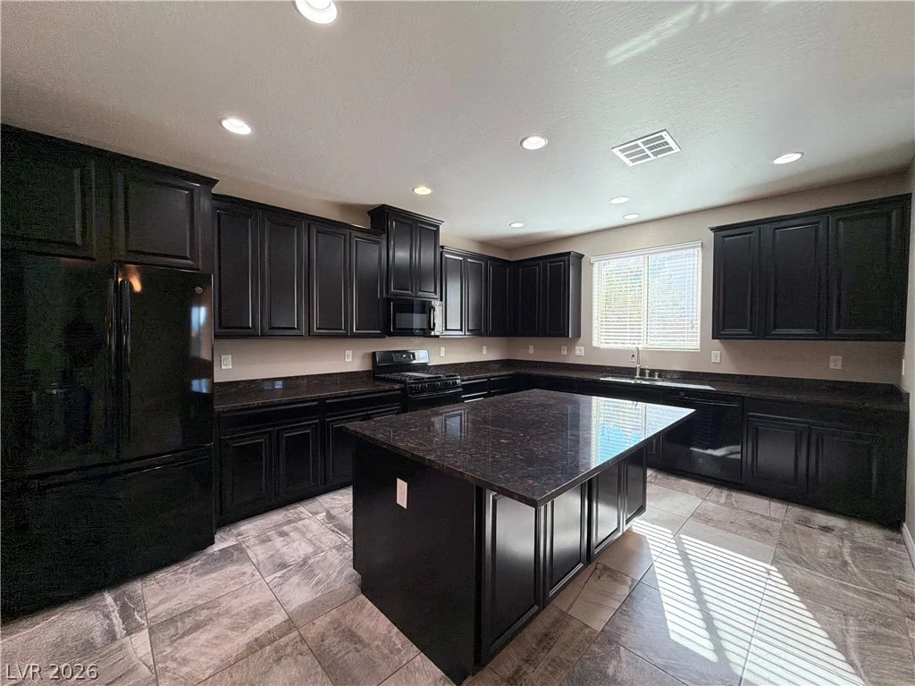 12243 Loggeta, Las Vegas, NV 89141