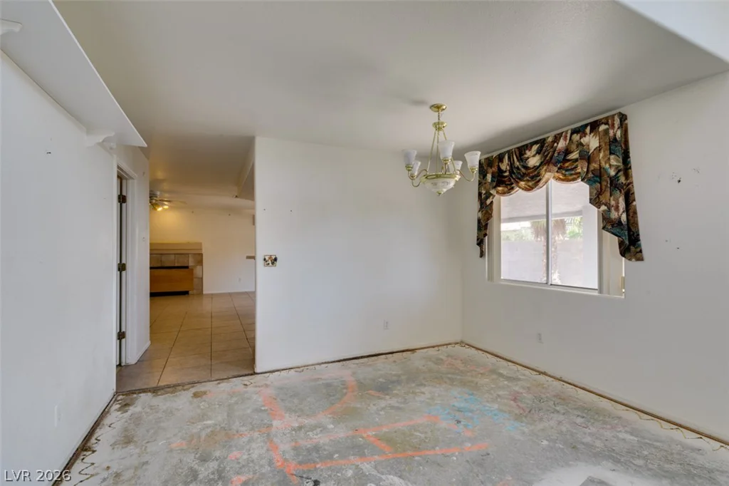 4108 Spring Crest, Las Vegas, NV 89129