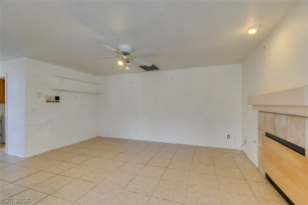 4108 Spring Crest, Las Vegas, NV 89129