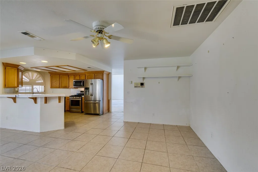4108 Spring Crest, Las Vegas, NV 89129
