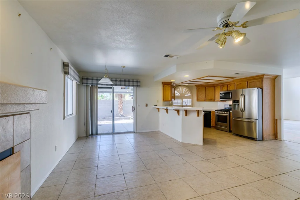 4108 Spring Crest, Las Vegas, NV 89129