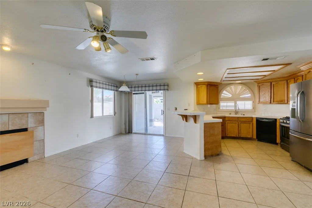 4108 Spring Crest, Las Vegas, NV 89129
