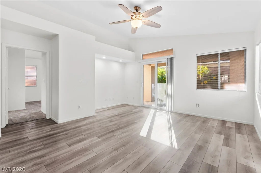 5909 Silver Heights, Las Vegas, NV 89130