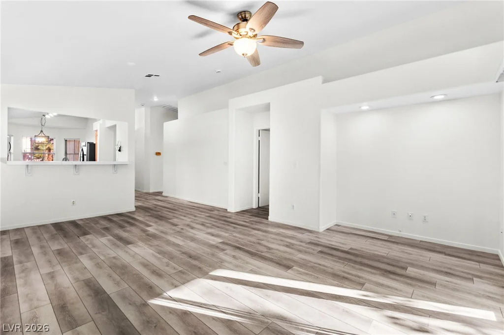 5909 Silver Heights, Las Vegas, NV 89130