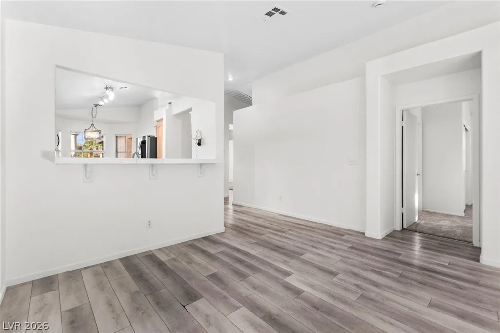 5909 Silver Heights, Las Vegas, NV 89130