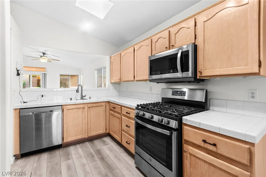 5909 Silver Heights, Las Vegas, NV 89130