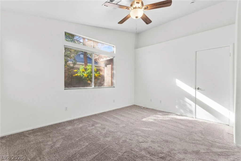 5909 Silver Heights, Las Vegas, NV 89130