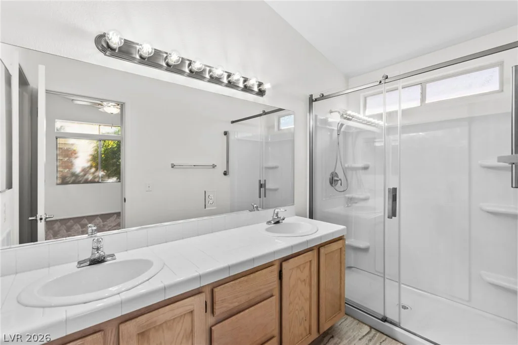 5909 Silver Heights, Las Vegas, NV 89130