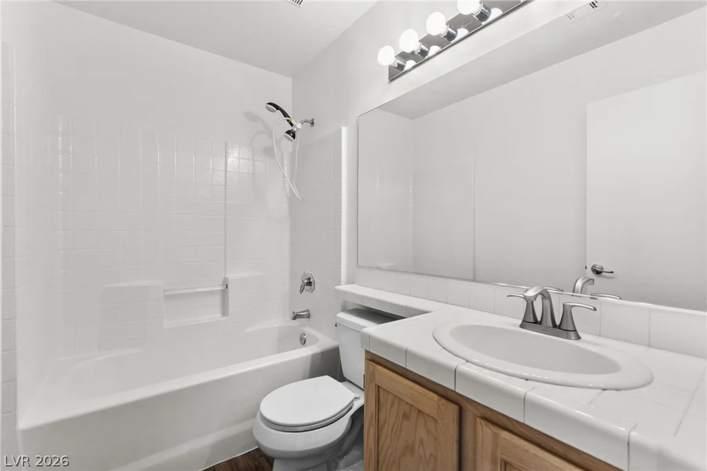 5909 Silver Heights, Las Vegas, NV 89130