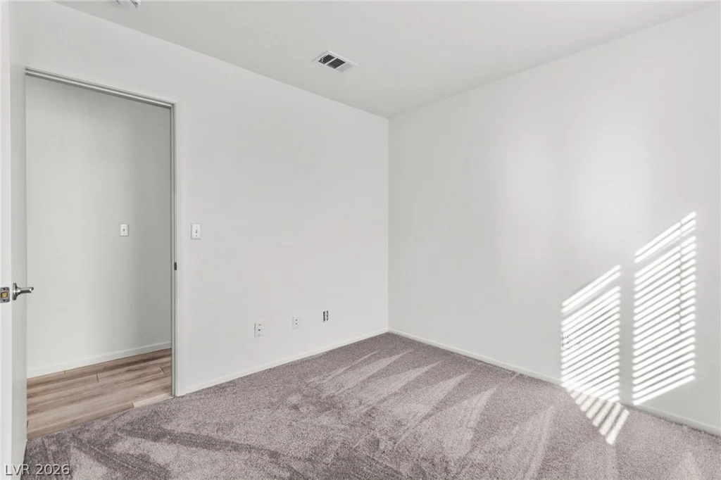 5909 Silver Heights, Las Vegas, NV 89130