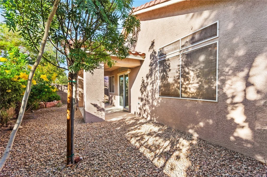 5909 Silver Heights, Las Vegas, NV 89130