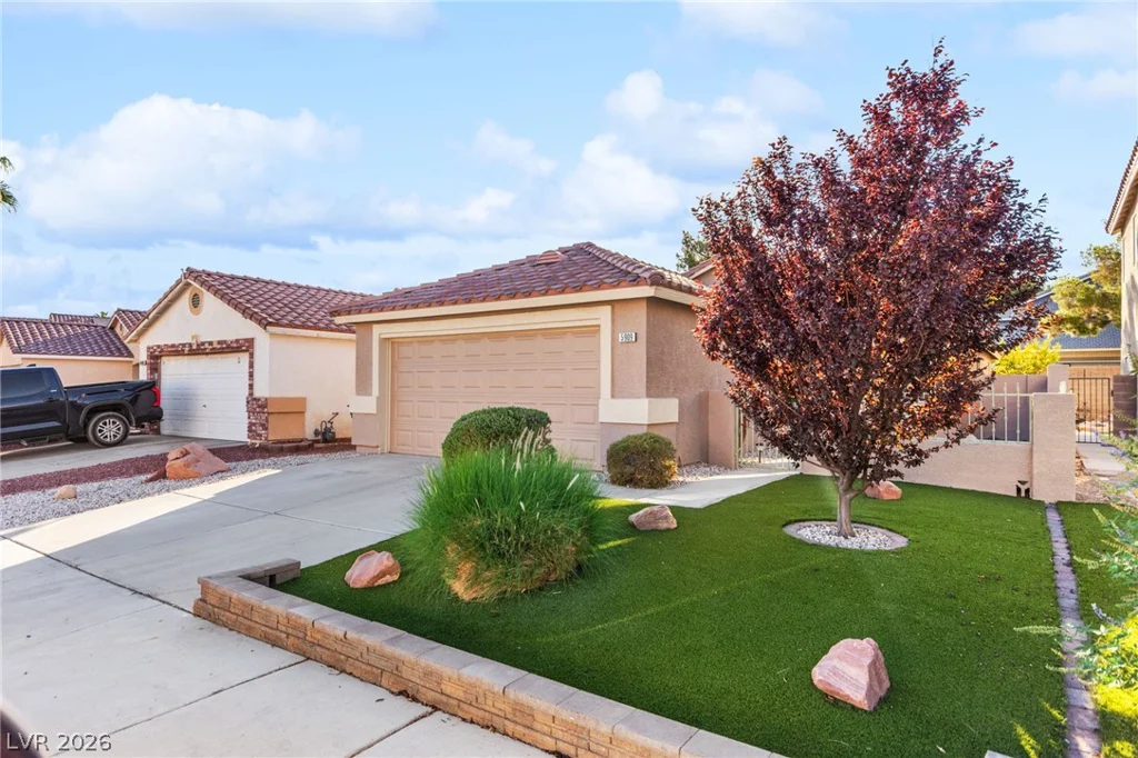 5909 Silver Heights, Las Vegas, NV 89130