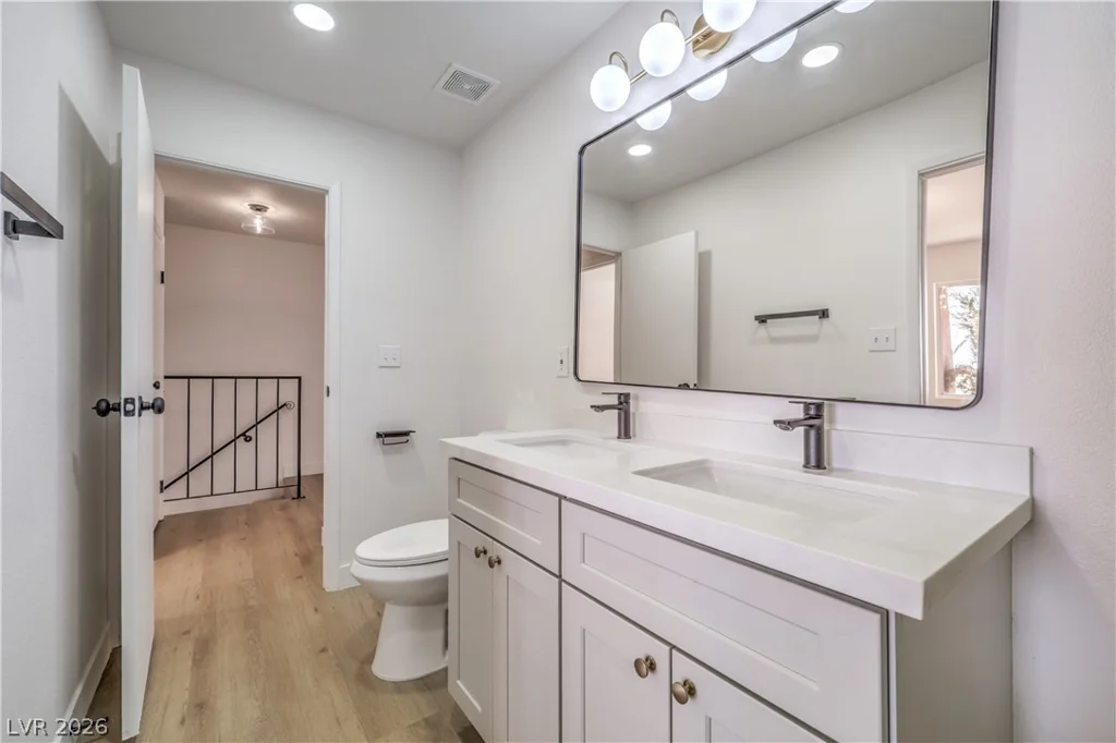 513 Starfire, Las Vegas, NV 89107