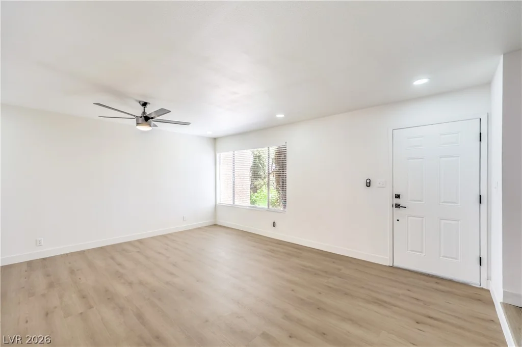513 Starfire, Las Vegas, NV 89107