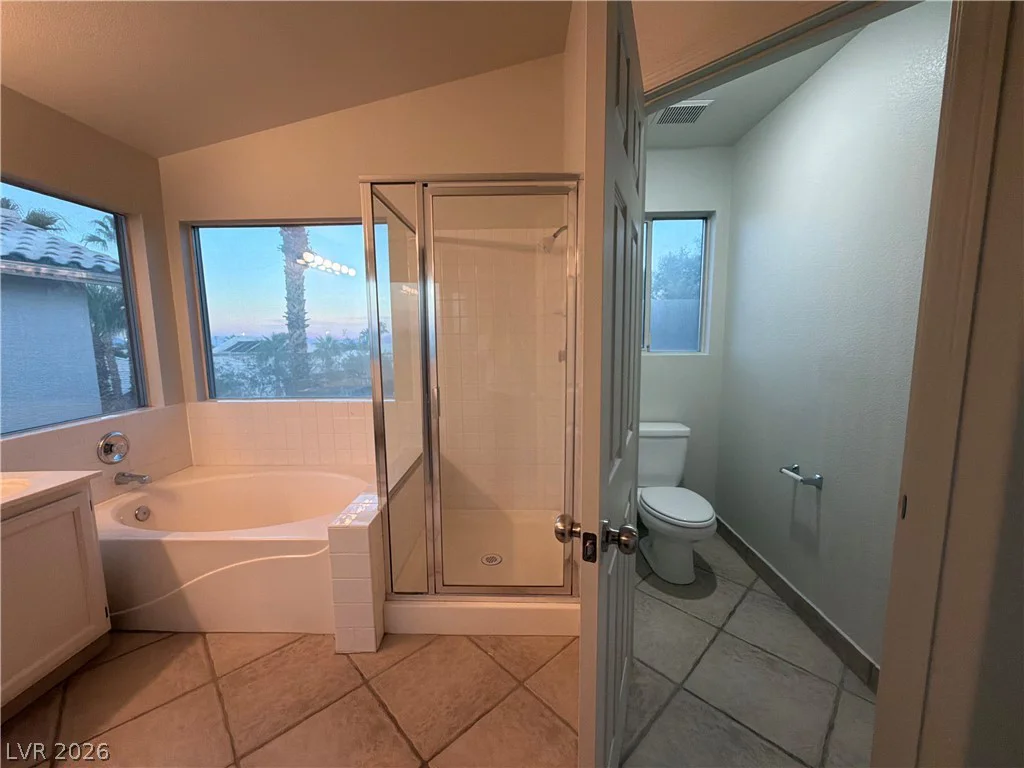 1008 Windhook, Las Vegas, NV 89144