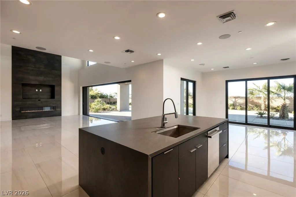 2827 Richmar, Henderson, NV 89074