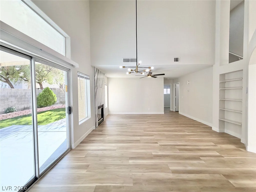 8995 Lillyhammer, Las Vegas, NV 89147
