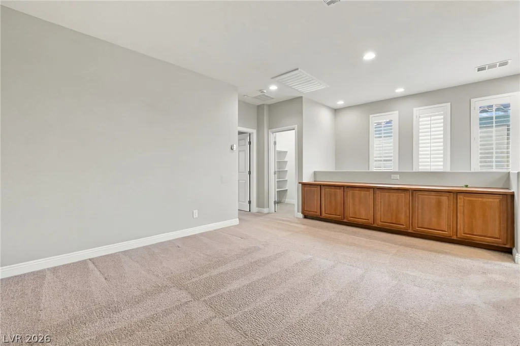 636 Crying Bird, Las Vegas, NV 89178