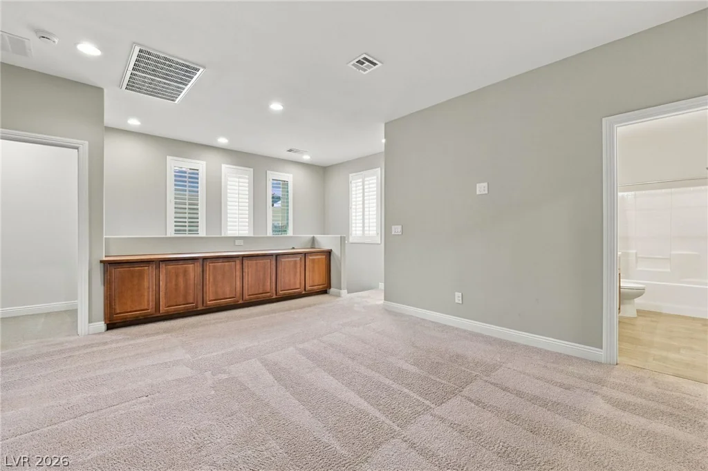 636 Crying Bird, Las Vegas, NV 89178